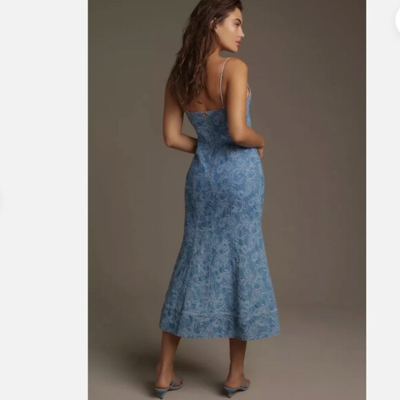 Brand New Elliatt Jazz Mermaid Midi Dress - Picture 2 of 7